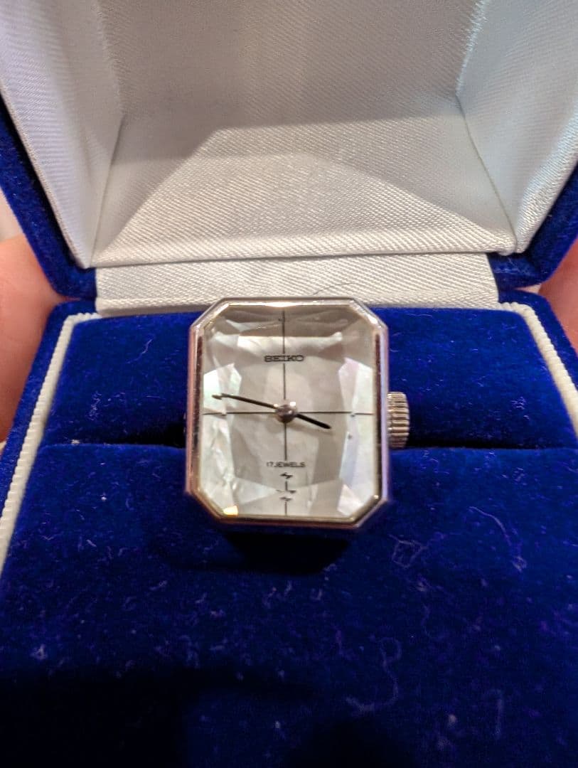 SEIKO 手巻き リングウォッチ SEIKO / セイコー / 1970年代 手巻き式 / リングウォッチ / ヘキサゴン