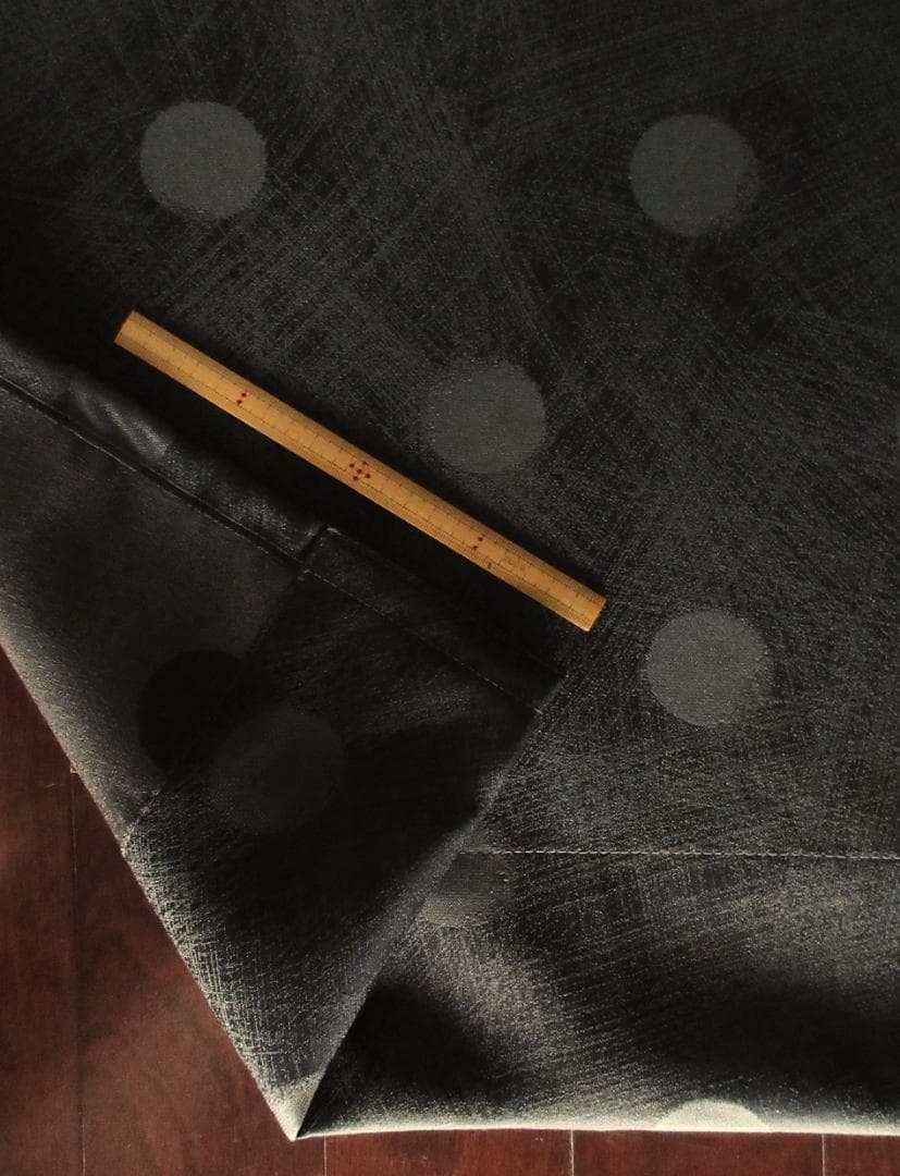 まゆまゆ★3級遮光 水玉幅150X丈220(２枚入)(KM4033)が2組