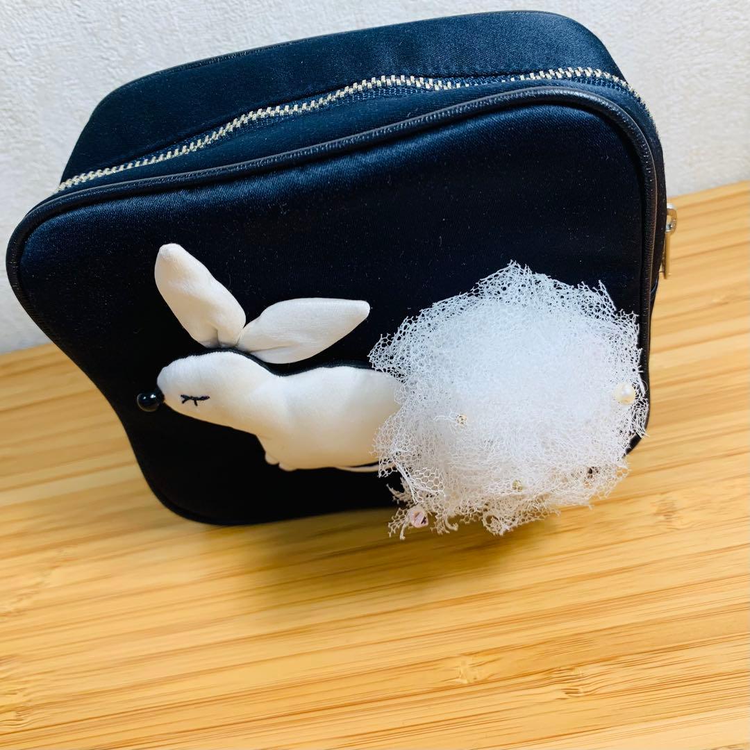 LUDLOW ラドロー うさぎモチーフティッシュケース付きポーチ - メルカリ