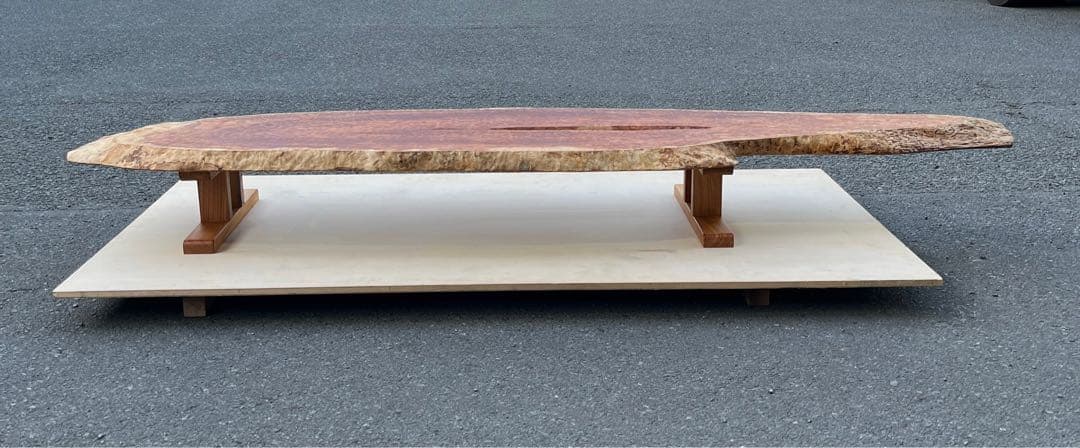 たのメル便] 天杉 漣杢(さざなみもく) ローテーブル 無垢材 新品未使用