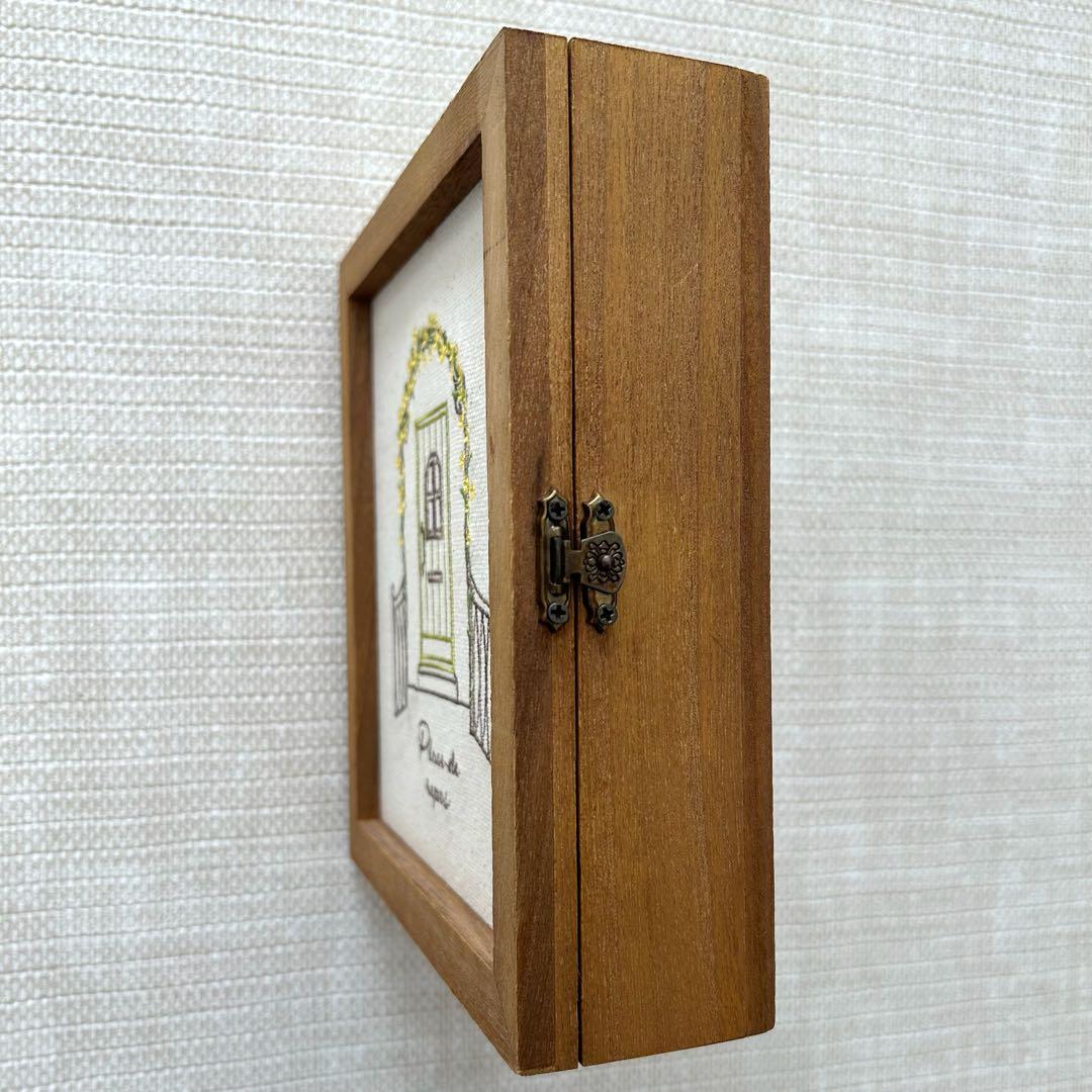 訳あり 壁掛けキーボックス】木製 - メルカリ