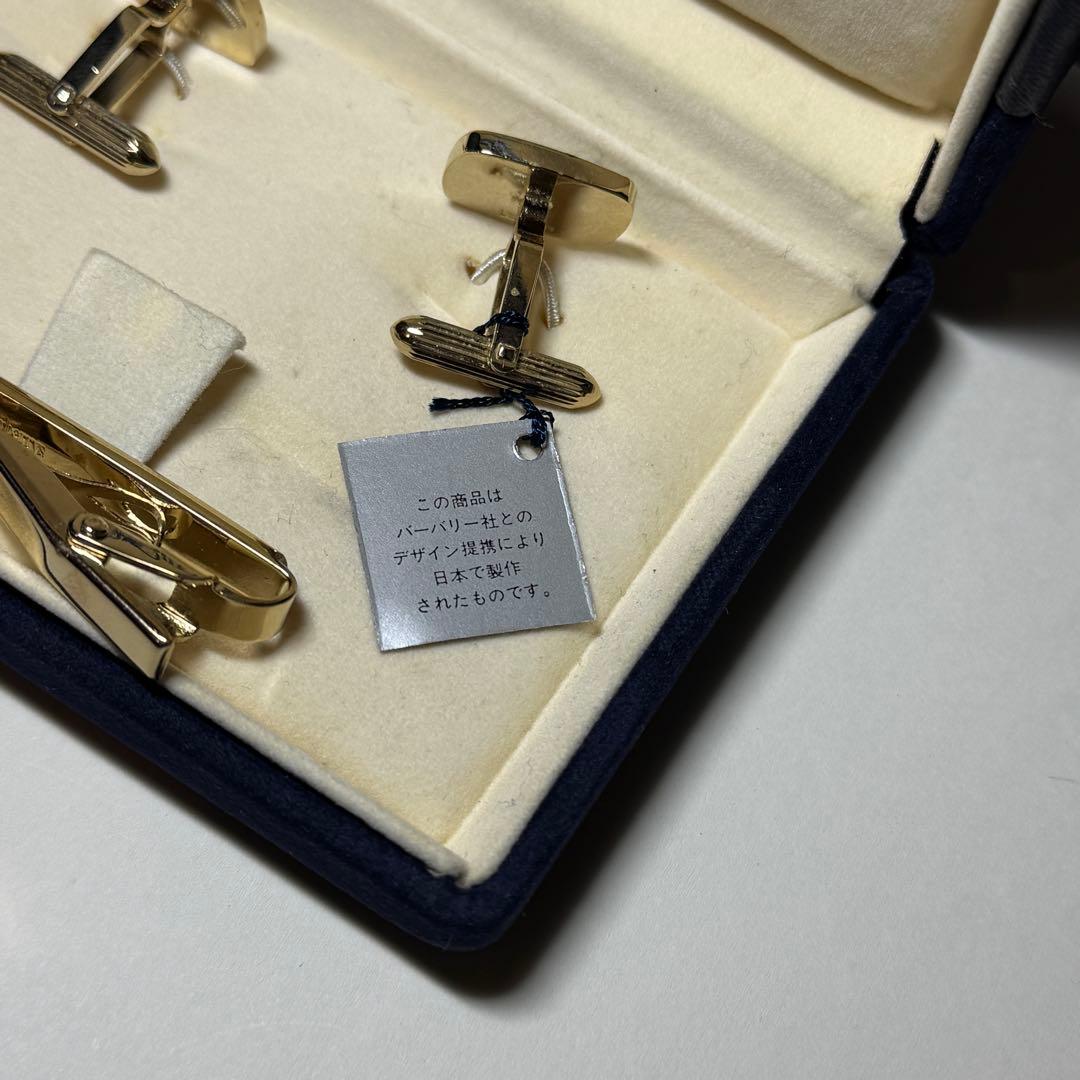 タグ付き未使用 バーバリー ネクタイピン カフス 3点セット ケース