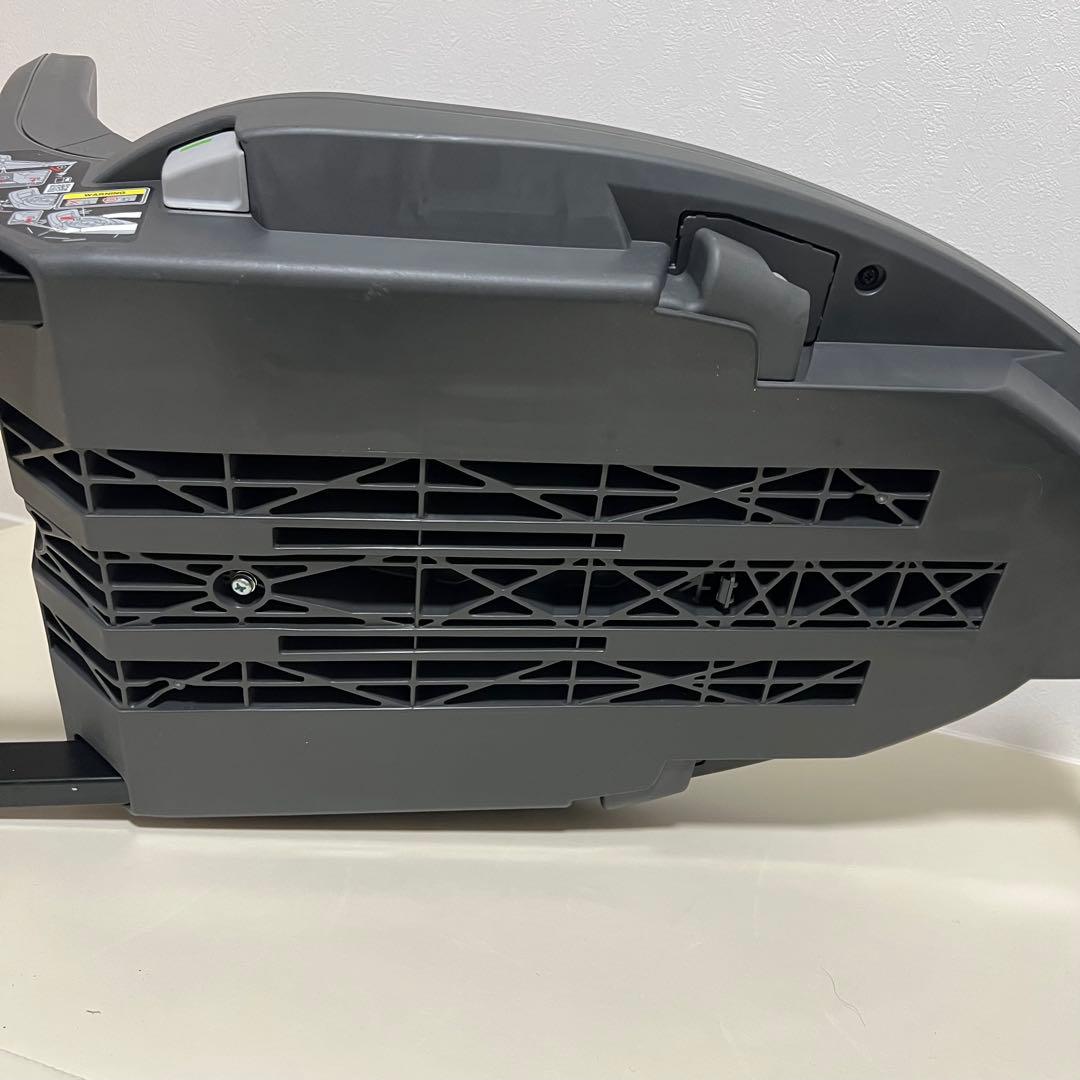 ミラー＆スマホホルダー付Combi チャイルドシート 黒 ザエス the s