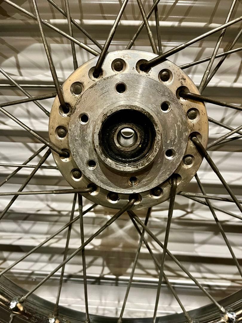 送料込み!! GT380 純正スポークホイール 19インチ GS400 Suzuki www