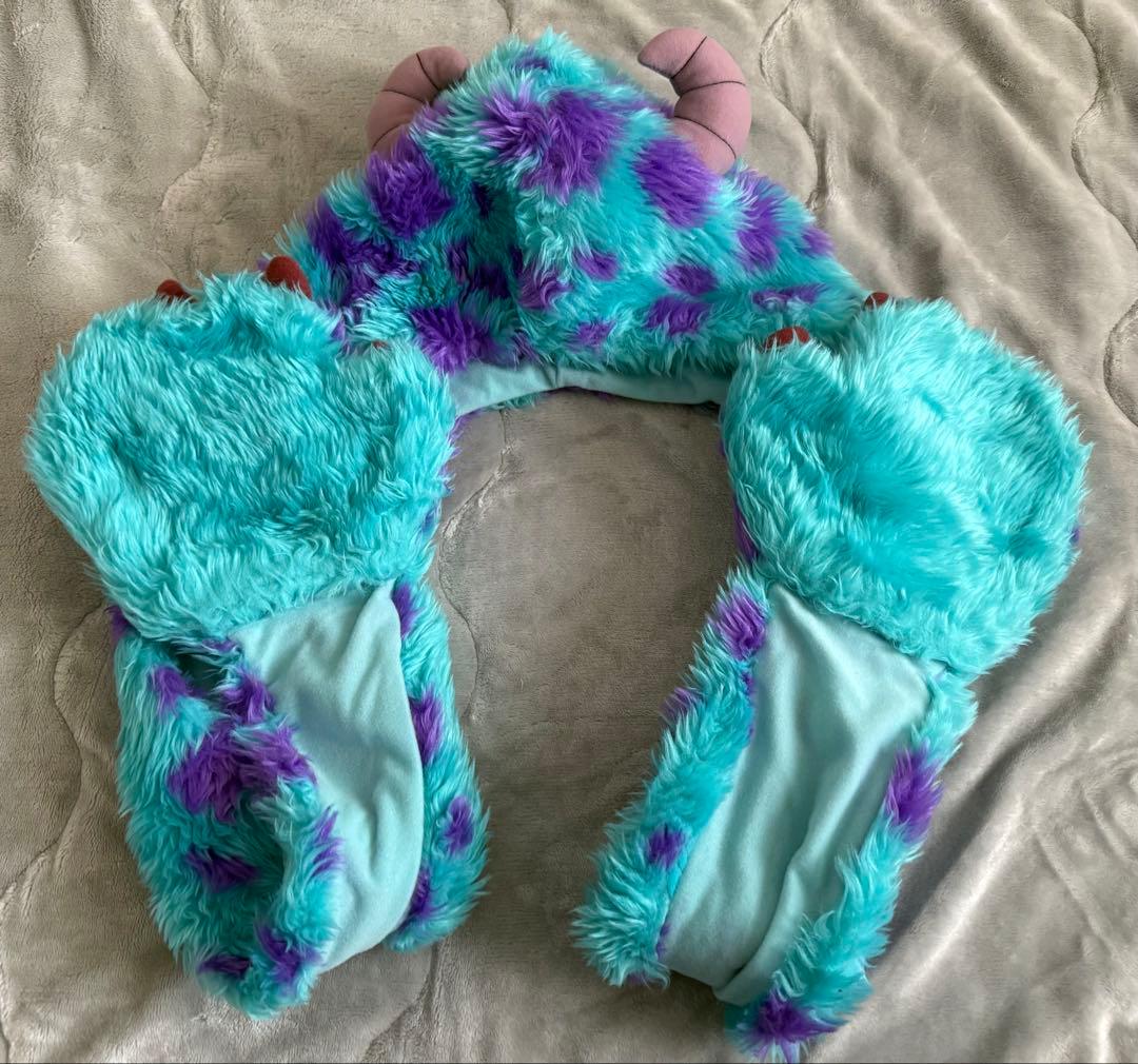 ディズニーリゾート モンスターズインク サリー マフラーキャップ