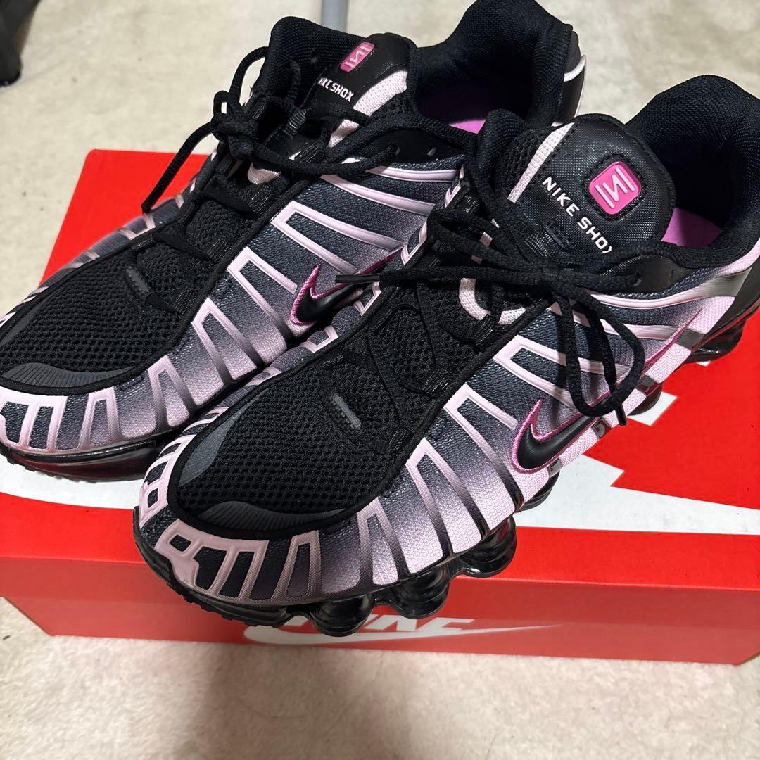 NIKE SHOX スニーカー 11.5 ブラック/ピンク Nike Shox TL Women's Shoes. Nike.com