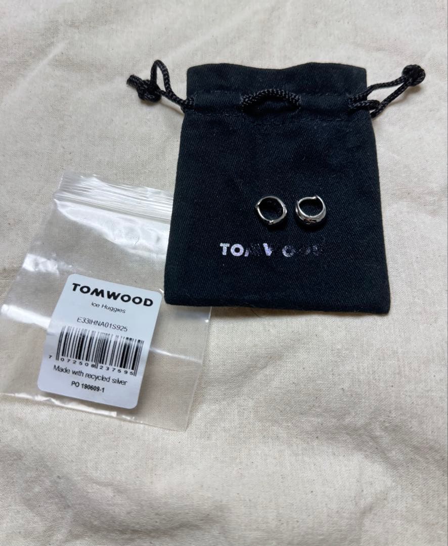 TOMWOOD Ice Huggies Silver ピアス Ice Huggies - Tom Wood Project Official Online Store