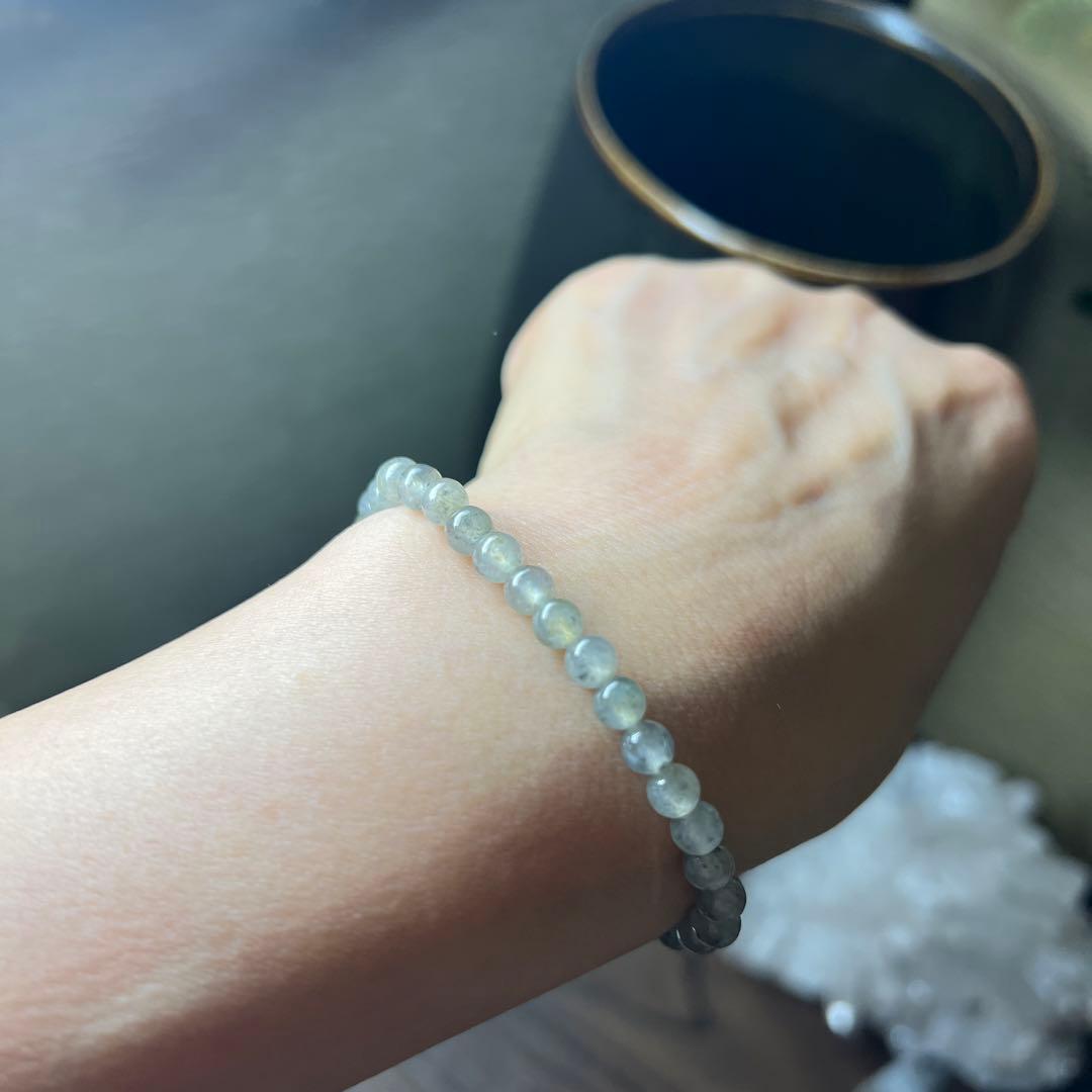 本翡翠、天然ミネラル、魔除け黒混色氷種ブレスレット