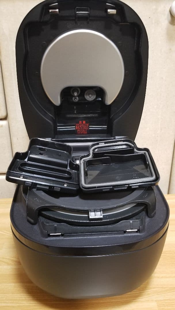 2021年製 土鍋ご泡火炊き タイガー圧力IH炊飯器 バックライト液晶