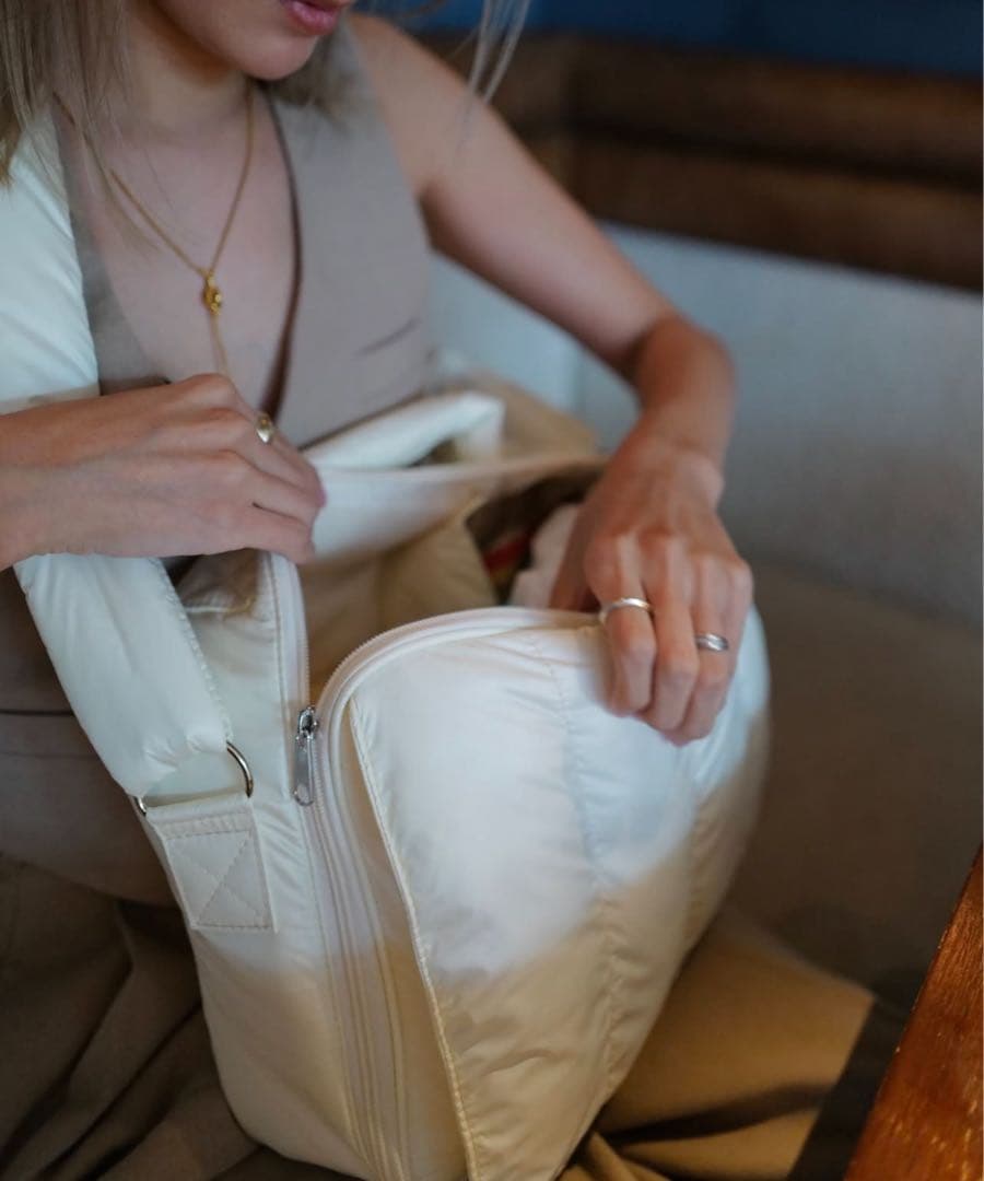 Calin カラン マザーズバッグ アイボリー マグネット式