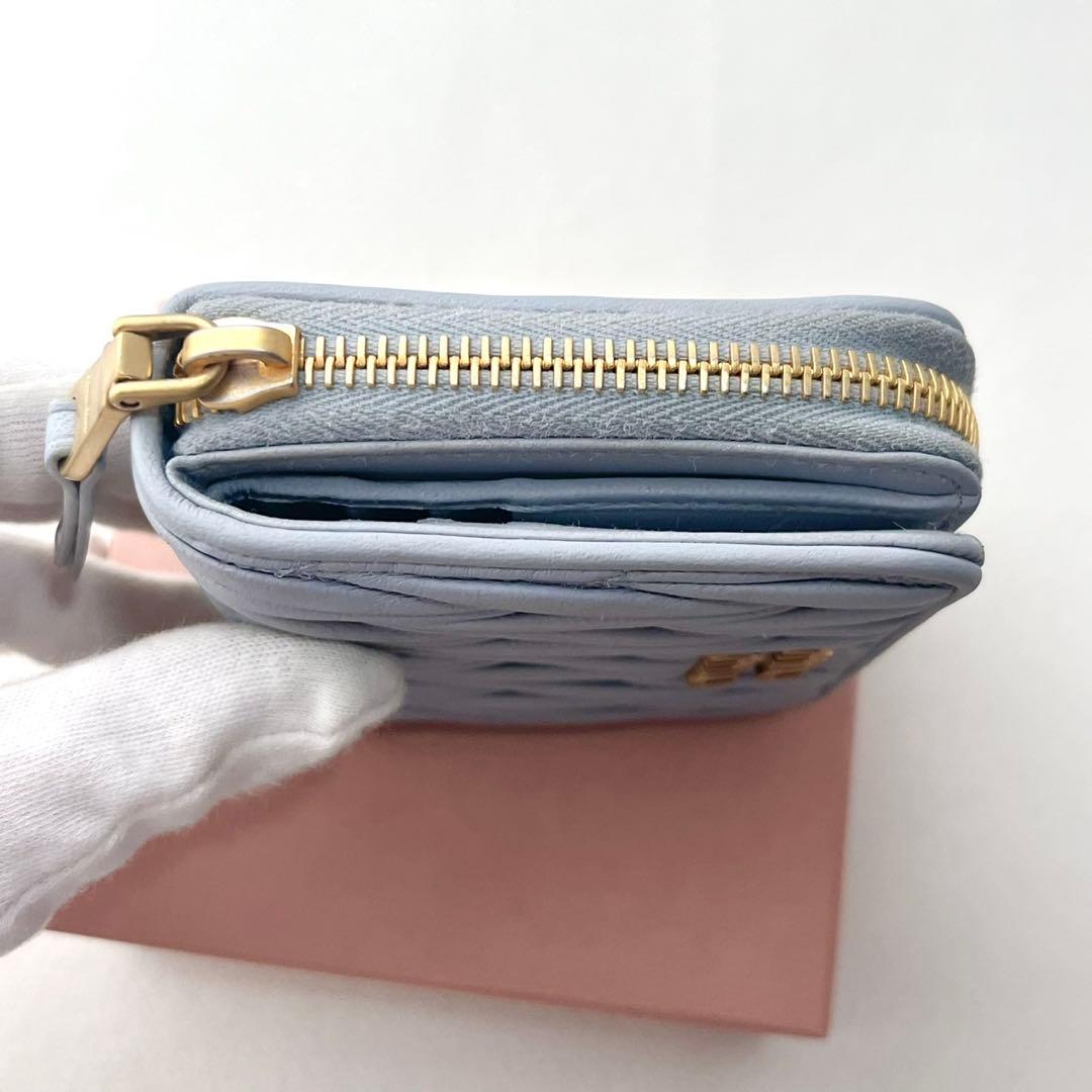 美品 現行 MIUMIU マテラッセ 二つ折り財布 箱付 0203-① - メルカリ