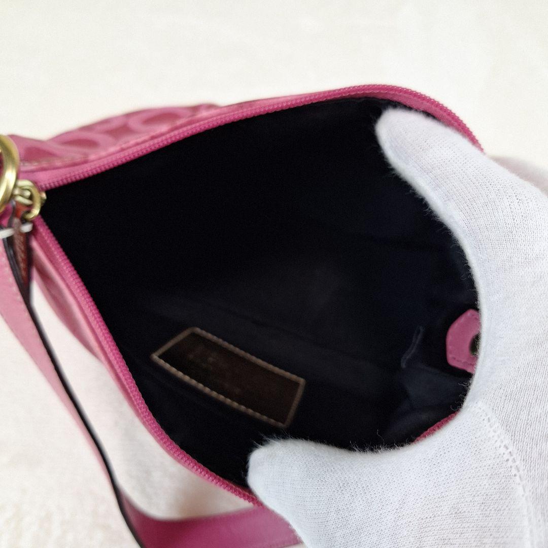 COACH コーチ アクセサリーポーチ キャンバスレザー 馬車 ピンク