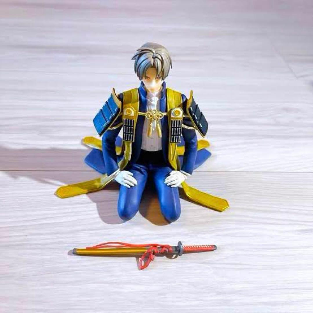 刀剣乱舞 ぬーどるストッパーフィギュア ぬースト へし切長谷部 - メルカリ