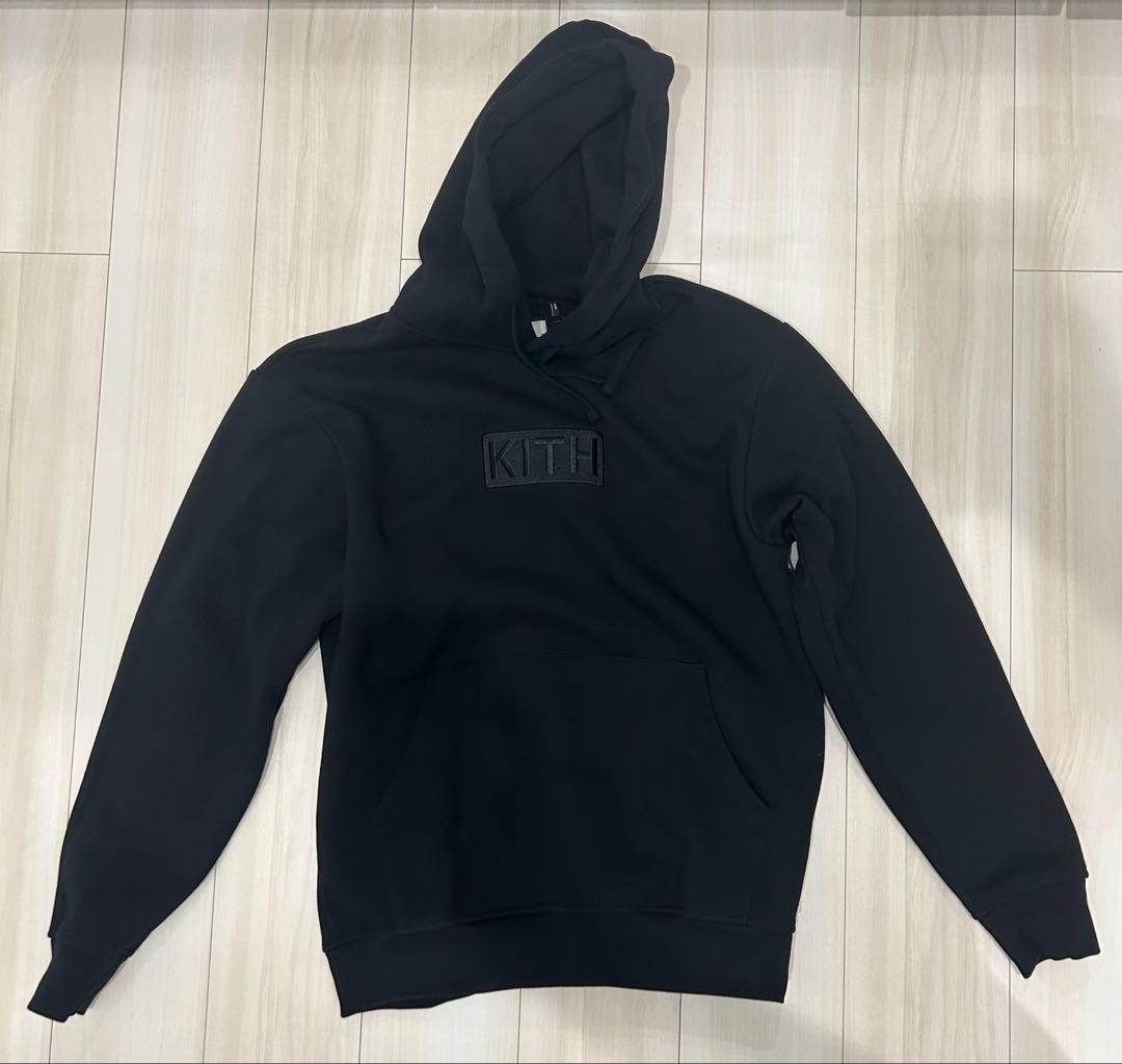 KITH ボックスロゴ パーカー - メルカリ