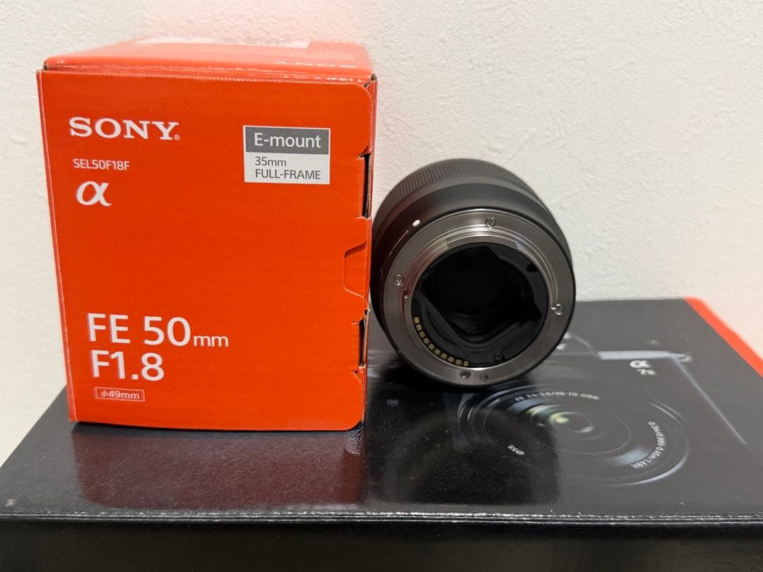 美品］ショット数わずか「1837回」☆SONYα7Ⅱレンズキット&単焦点