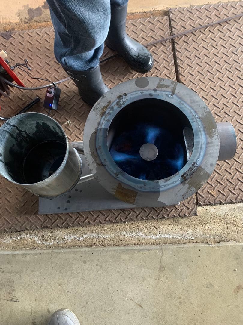 廃油ストーブ 即納品 在庫があります033101 - メルカリ