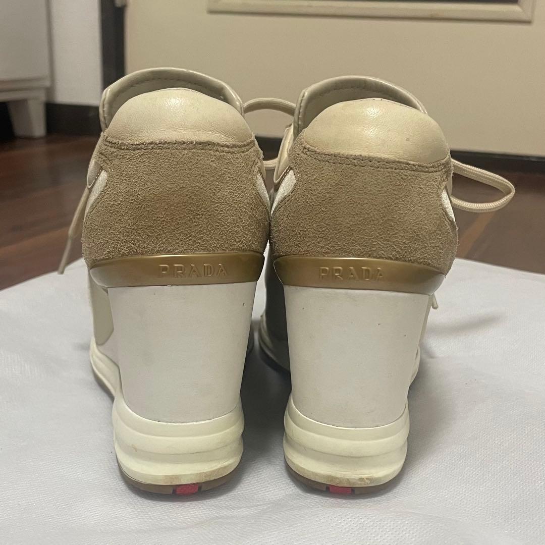 PRADA ベージュ ヒールスニーカー 23.5cm