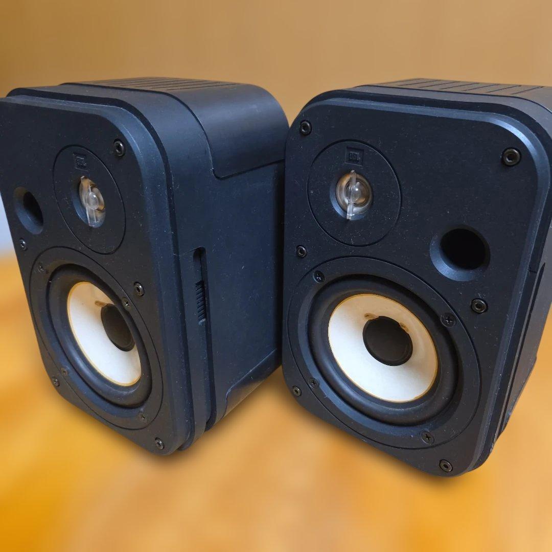 JBL Control 1 PLUS スピーカー +MTC-201吊り金具付き