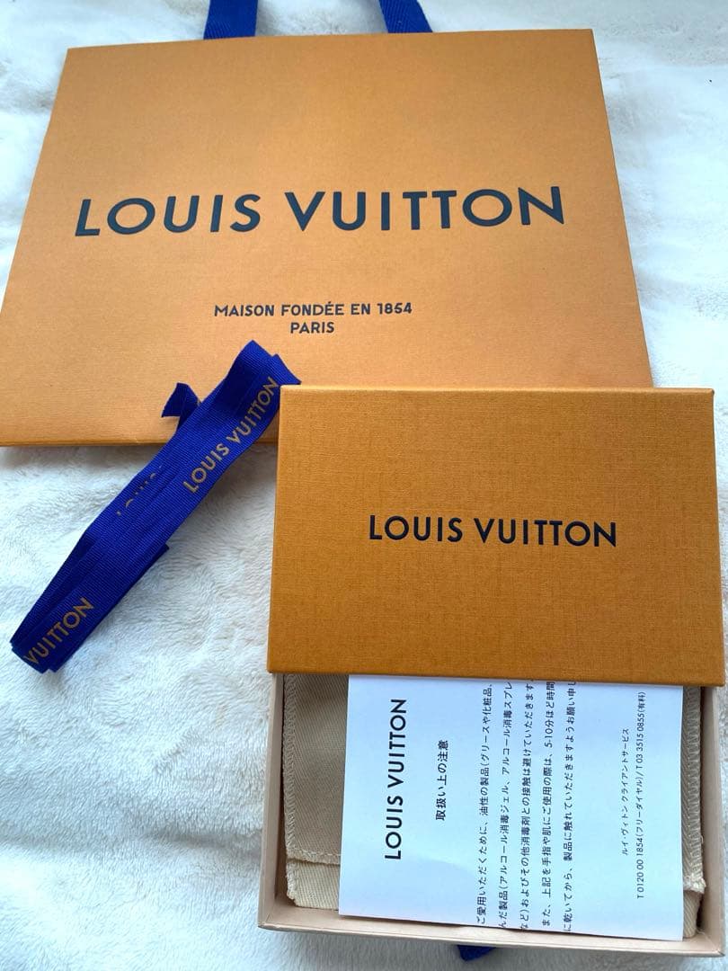 新品未使用LOUIS VUITTONバレッタアクセソワールシュブ2DM00403 - メルカリ