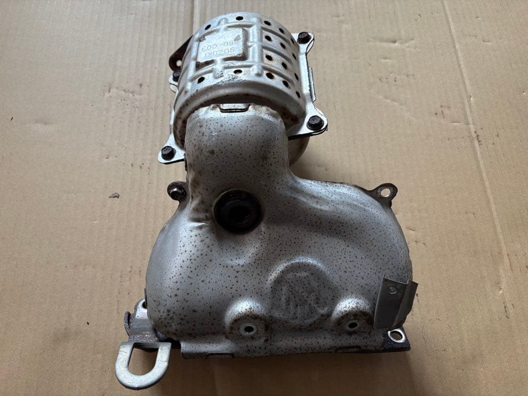 スズキ純正 エキマニ 触媒コンバーター 85G-C03