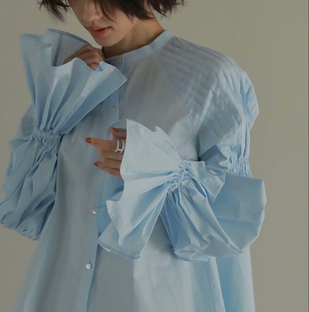 ETRÉ TOKYO キャンディースリーブタックシャツ - メルカリ