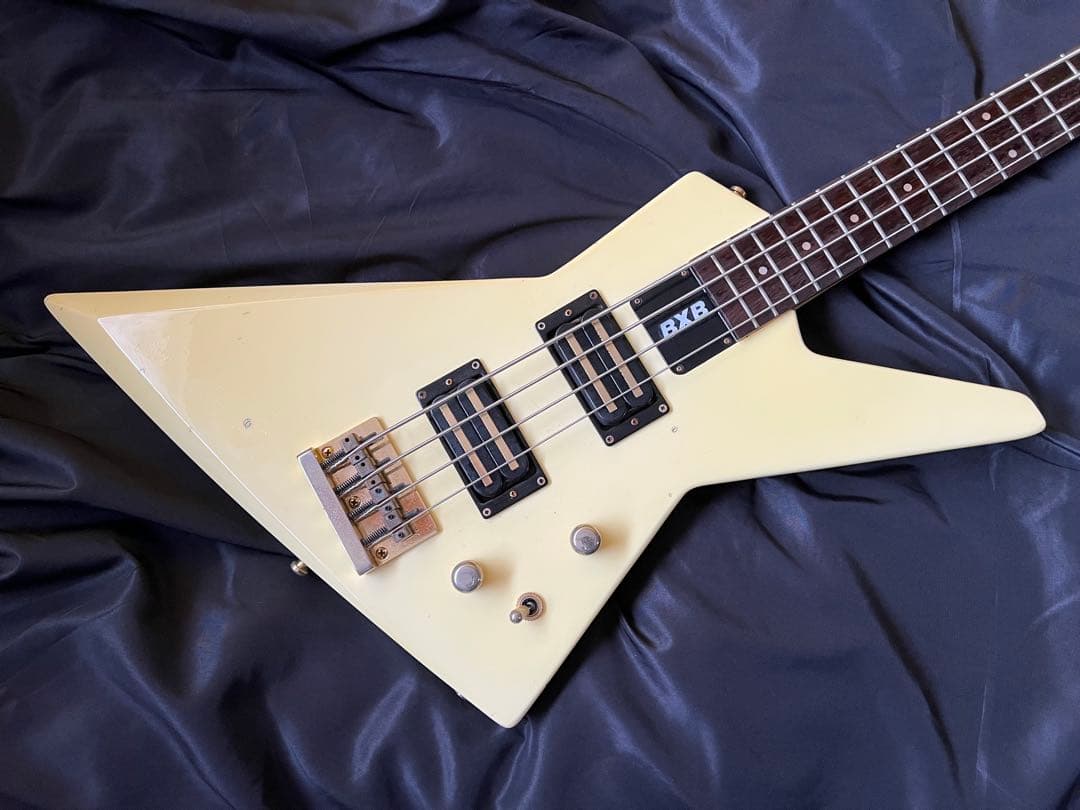 激レアFERNANDES フェルナンデス BXB-75 ベース ケース付き80s - メルカリ