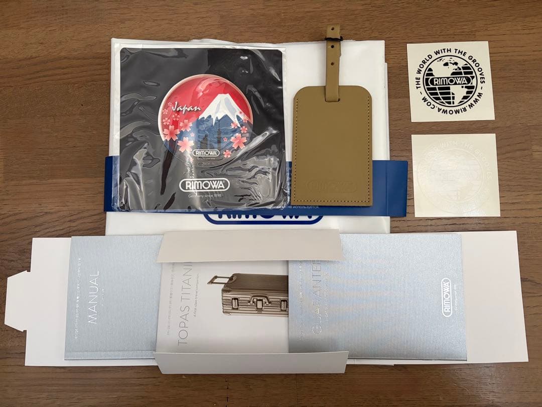 RIMOWA TOPAS TITANIUM 63 MW リモワ トパーズ 保証書 - メルカリ