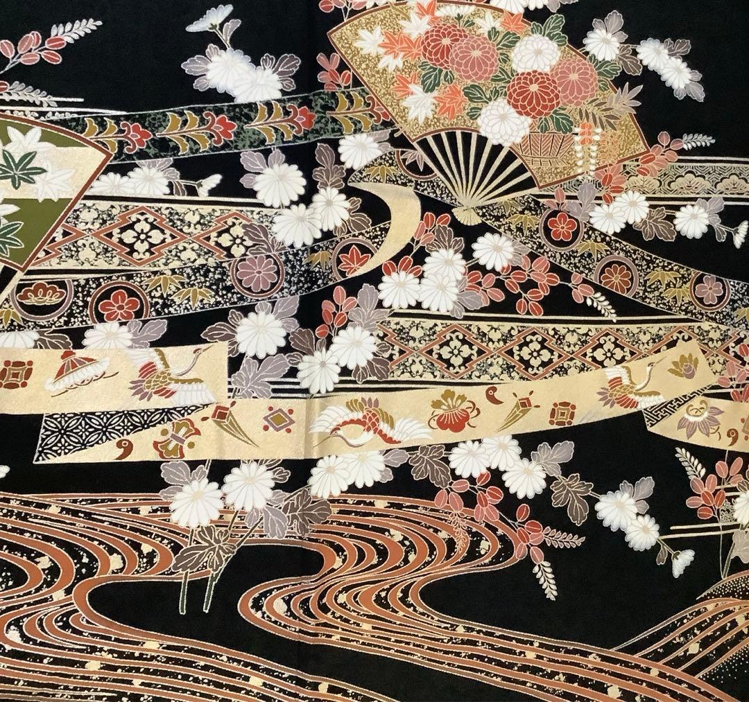 正絹黒留袖 駒刺繍 扇面花車文 金彩 ⑥( 訪問着、紬、袋帯なども出品