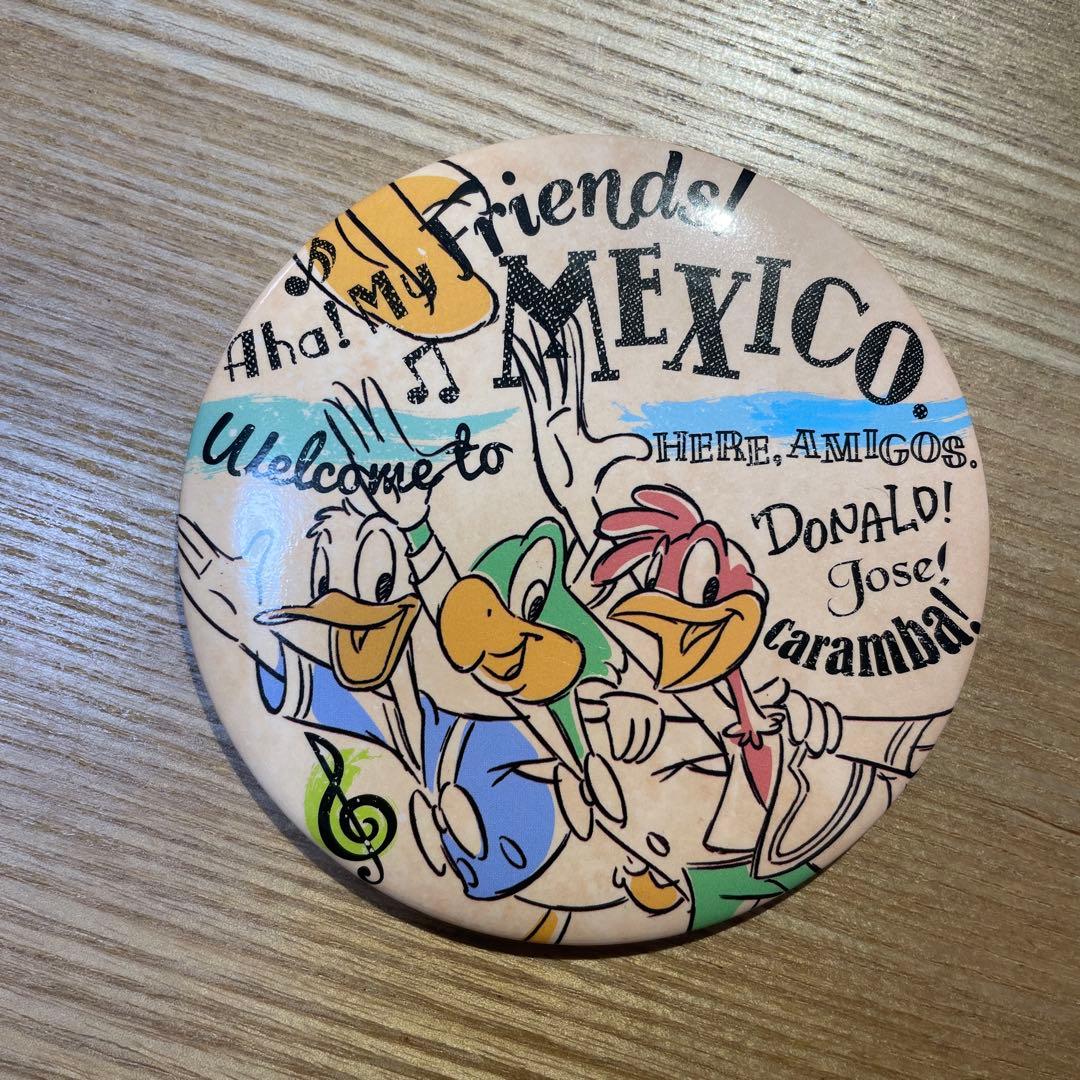 3人の騎士 缶バッチ ホセ パンチート ドナルド - メルカリ