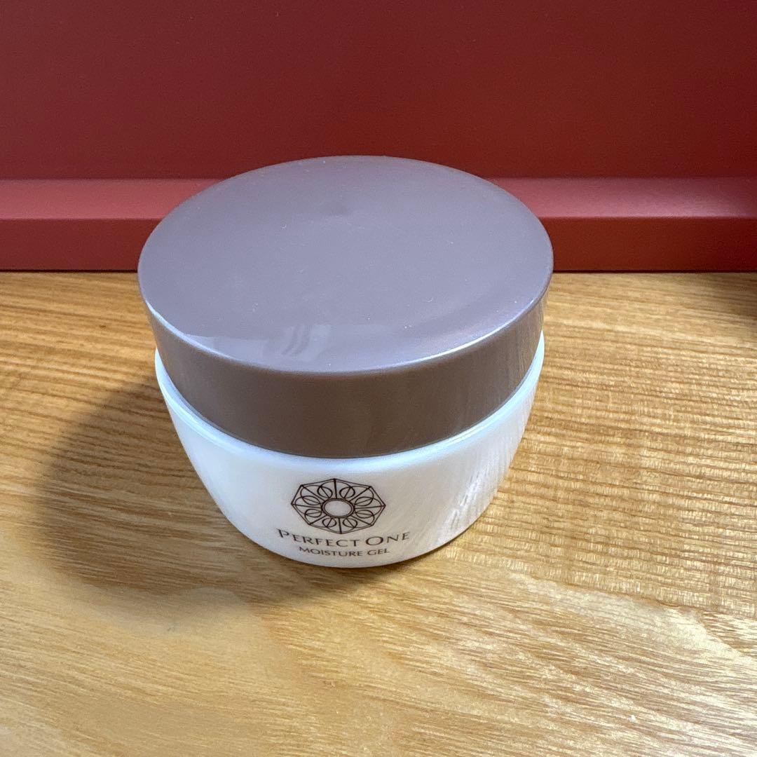 パーフェクトワンモイスチャージェル - メルカリ
