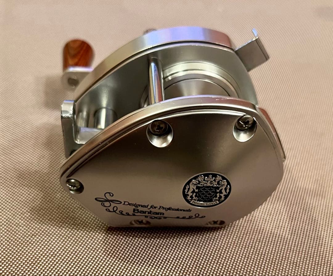 超美品！ ビンテージ シマノ バンタム 100 レア！ - メルカリ