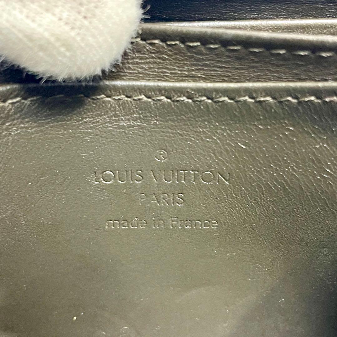 ルイヴィトン ヴェルニ ジッピーコインパース ブラック×カーキ