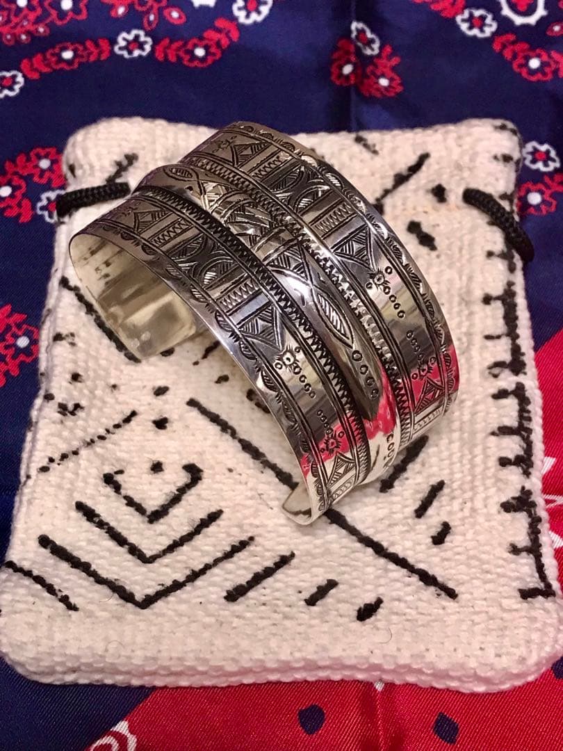 新品 アダワットトゥアレグ ASSIF アシフ シルバー バングル