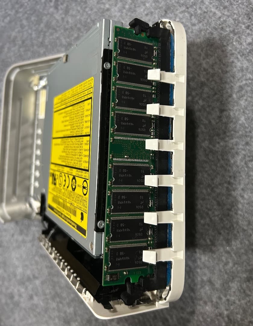 美品 Mac mini 2005 G4 1.42Ghz 1Gb 80GbOS9