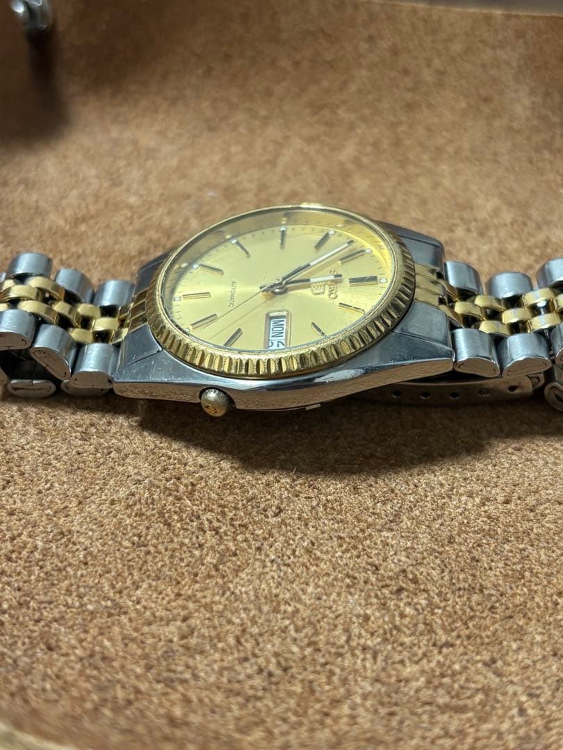 稼働】SEIKO5 セイコー5 7s26-0500デイデイト 自動巻き 裏スケ - メルカリ