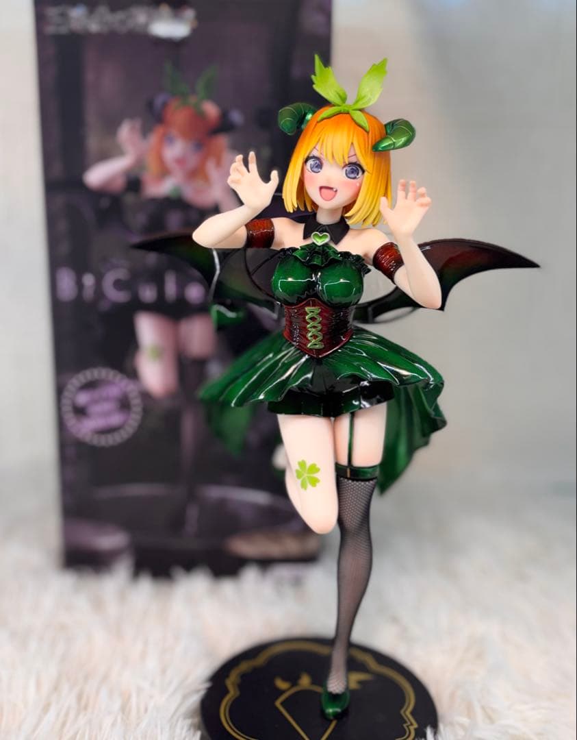 み*ー様 五等分の花嫁 中野四葉 フィギュア リペイント 小悪魔ver