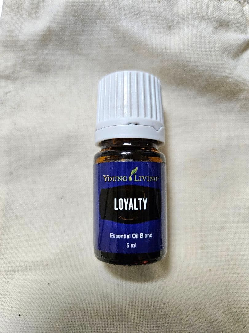 新品未開封】Young Living エッセンシャルオイル (ロイヤリティ