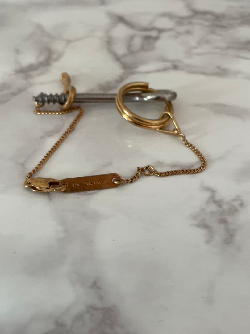 値下げ❗BALENCIAGA バレンシアガ 釘 ブレスレット - メルカリ