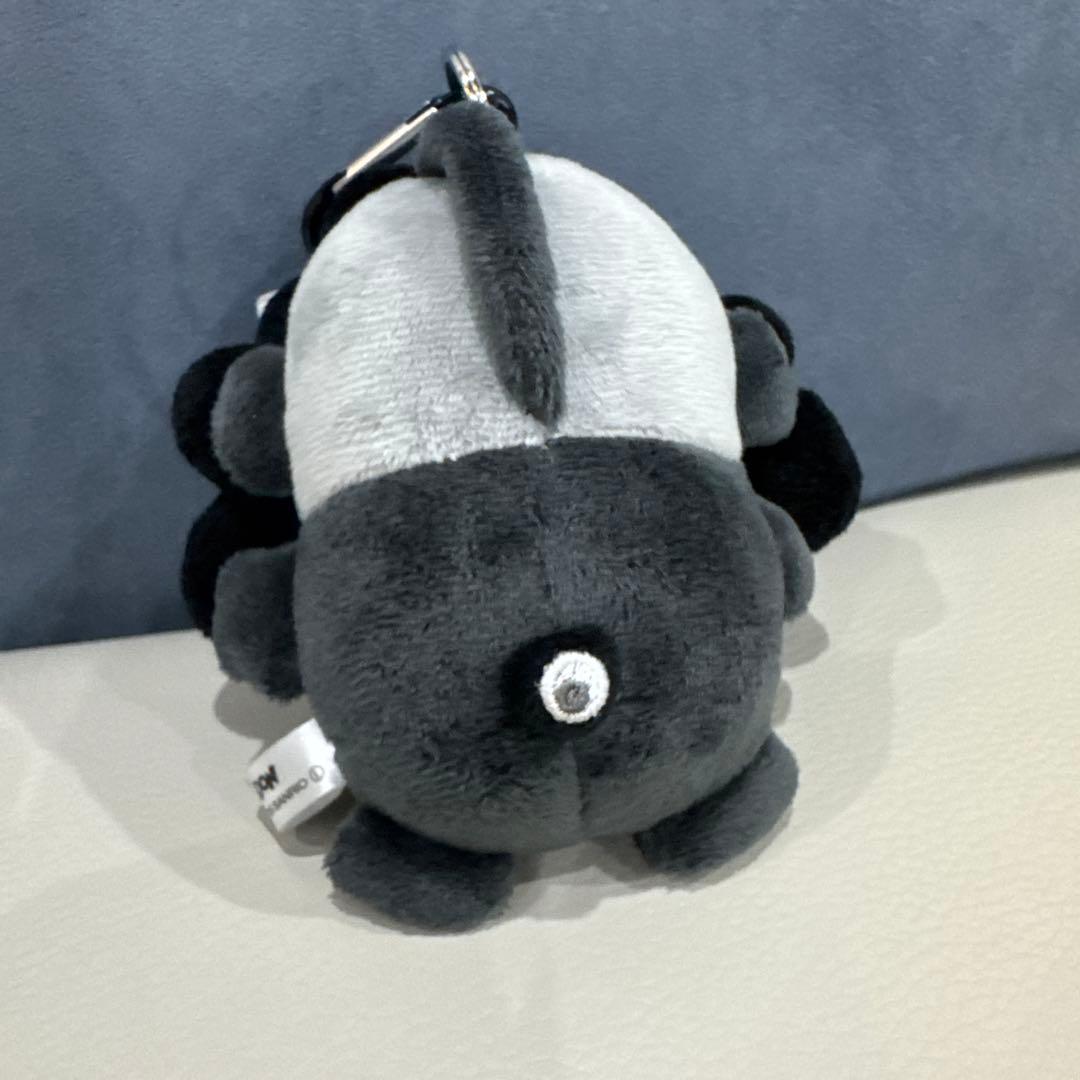 黒ミャクミャク なりきりぬいぐるみカラビナ付き サンリオ