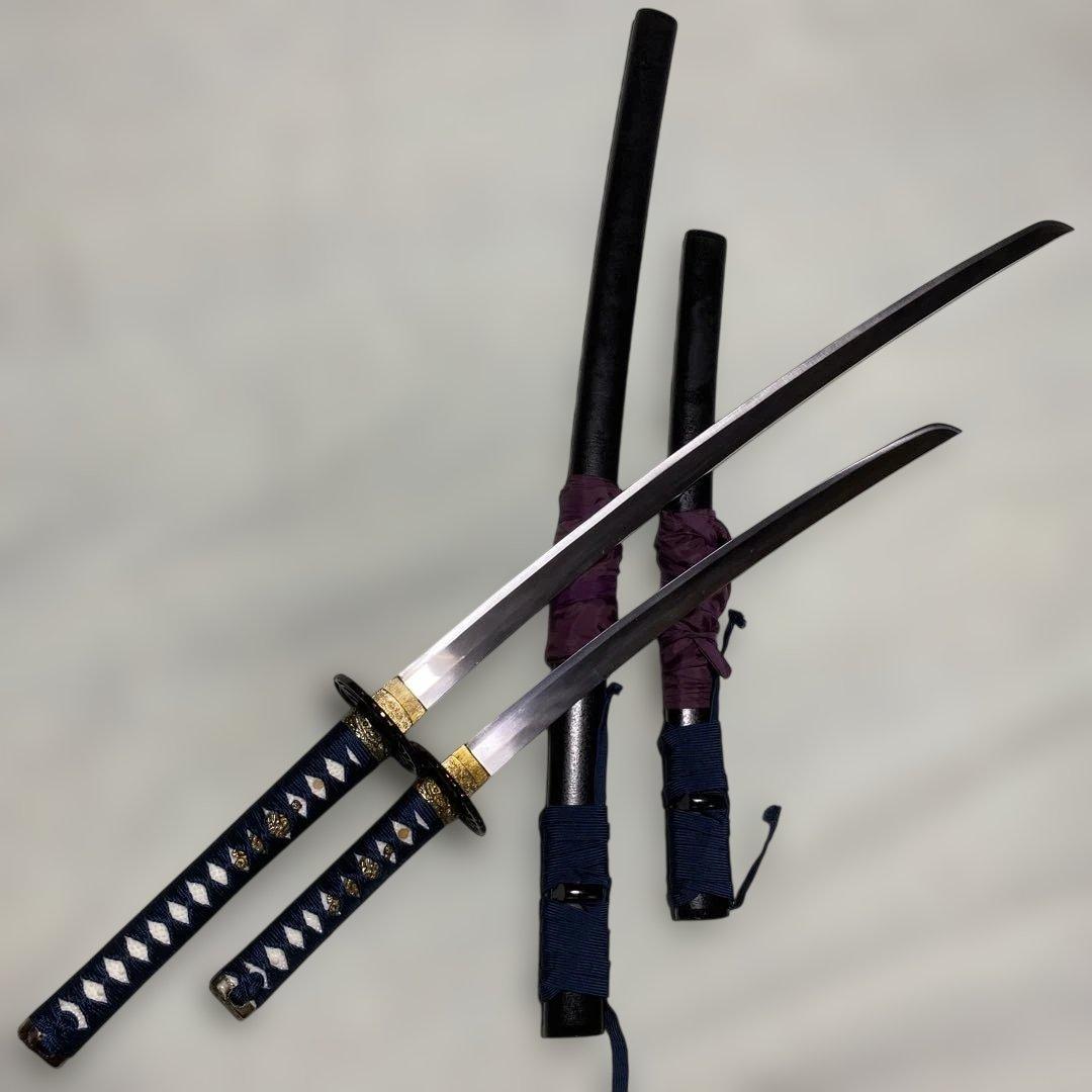 高級模造刀大小２本(刀袋付) 青柄 鶴羽透し丸鍔 黒梨地鞘