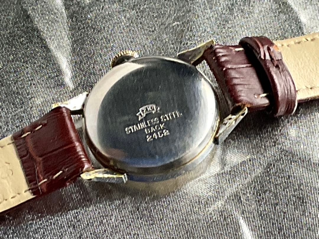 ☆1940年代OLDマニア用❣️LISA chronometerスモセコ☆稼働品