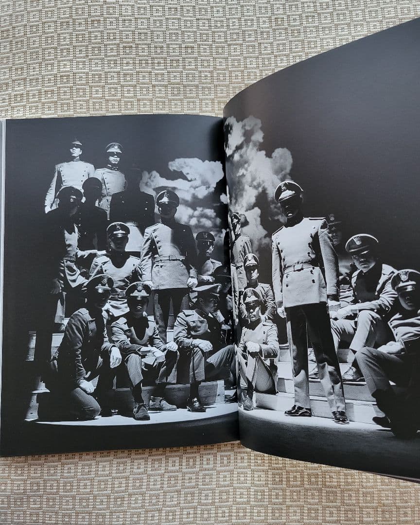 三島由紀夫 男の死 THE DEATH OF A MAN 篠山紀信 写真集 レア - メルカリ