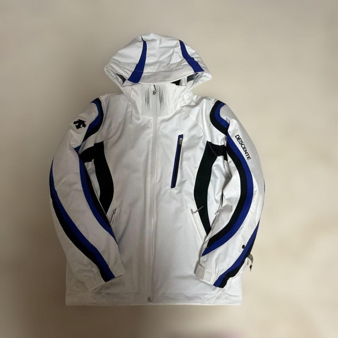 美品　DESCENT スキーウェア DESCENTE（デサント） DESCENTE DWMWJH71 M's SUIT 23-24モデル スキー