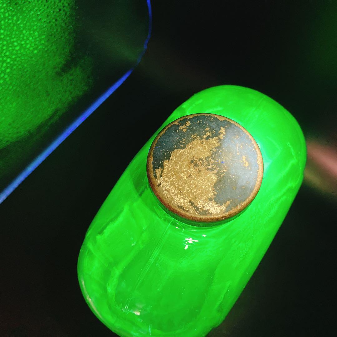 ウランガラス 2L ウォーターボトル ディプレッショングラス 大正浪漫