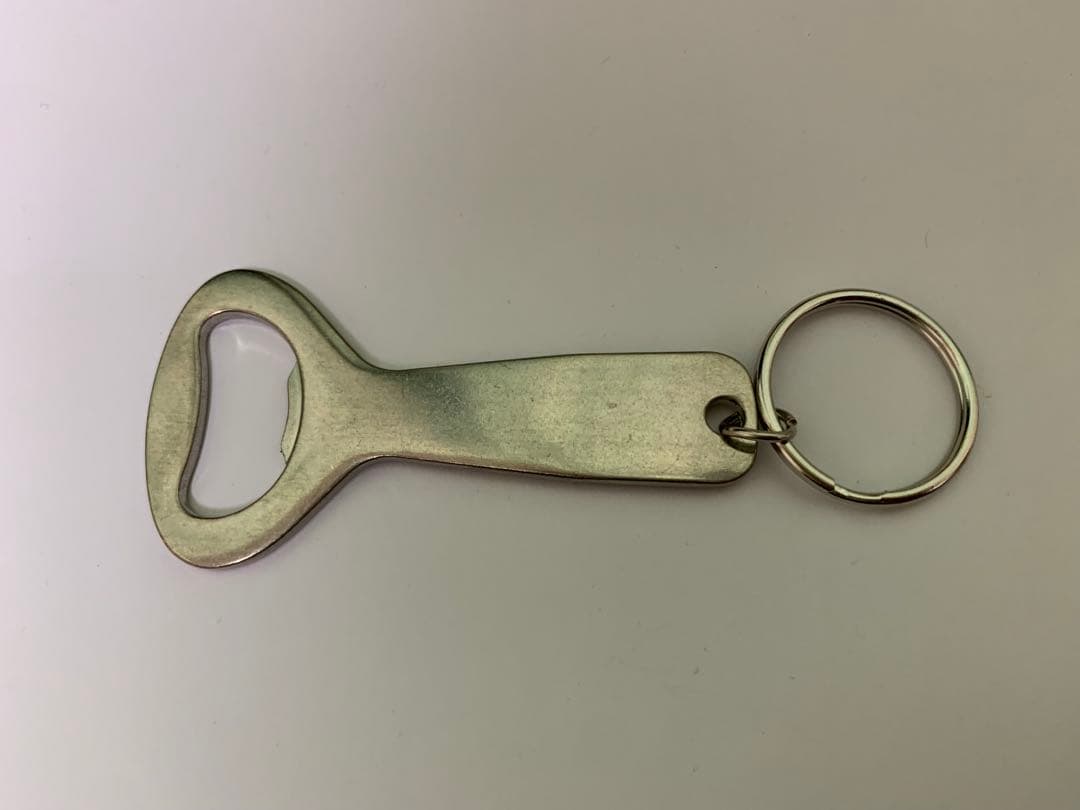 新品 未使用Supreme Bottle Opener Keychain 栓抜き - メルカリ