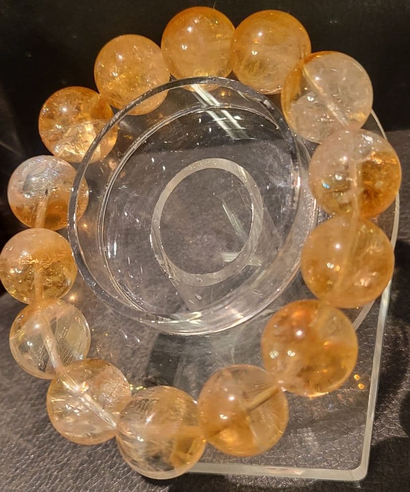 秘蔵極上！究極入手困難！ウラル産！激レア！ゴールドーレムリアン水晶