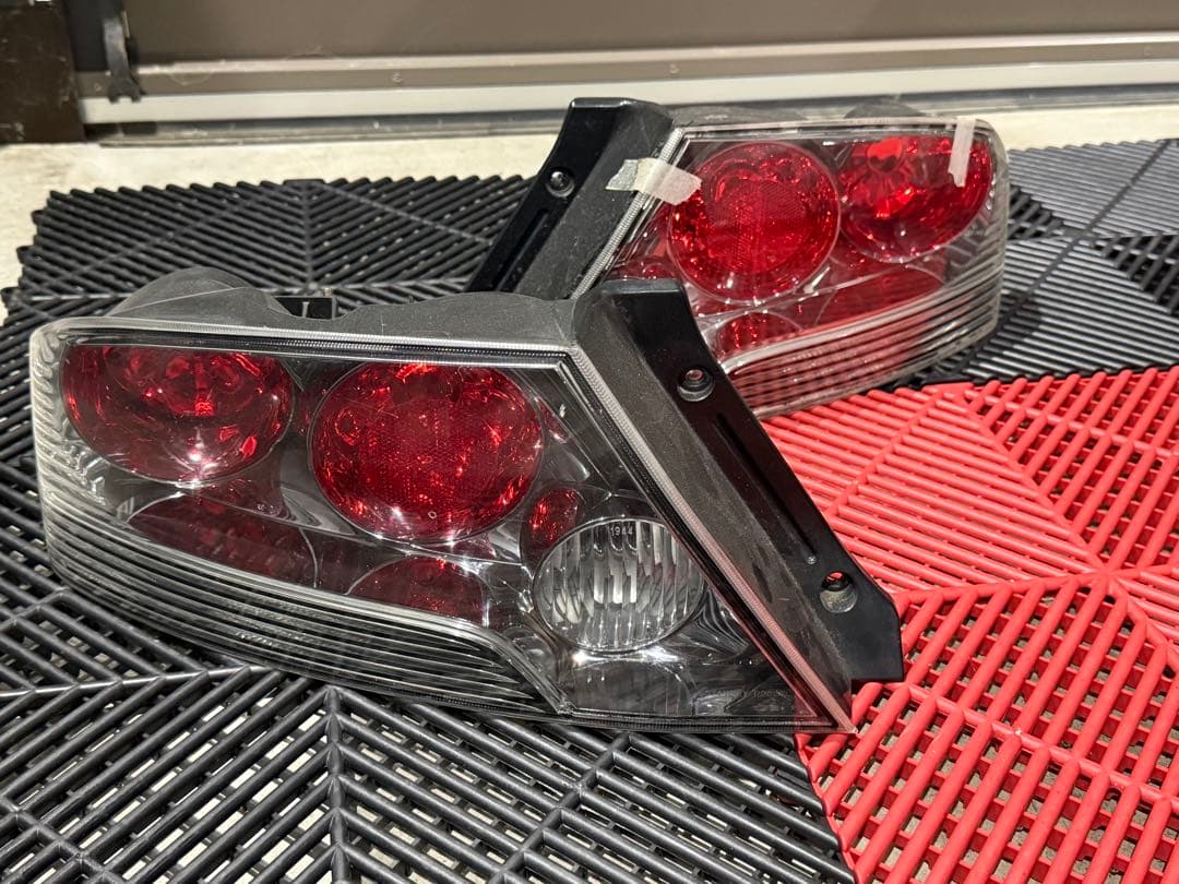 CT9Aランエボ テールランプ 加工向け 左右セット CT9Aランエボ テールランプ 加工向け 左右セット CT9Aランエボ