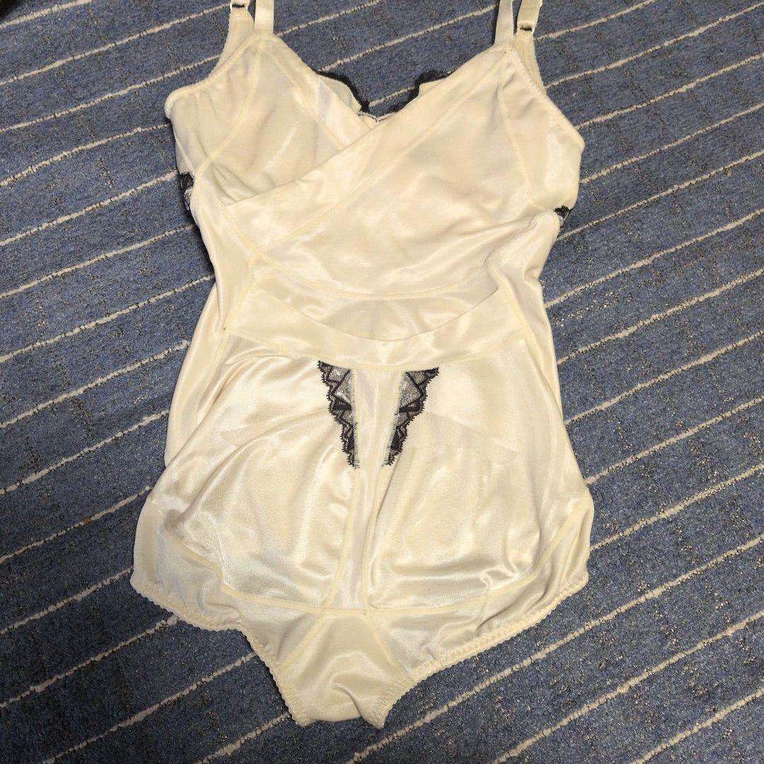 MARCO フルカップボディスーツ C75L - メルカリ