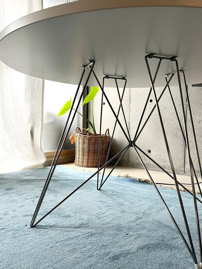 マジス(magis) Tavolo XZ3ラウンドテーブル - メルカリ