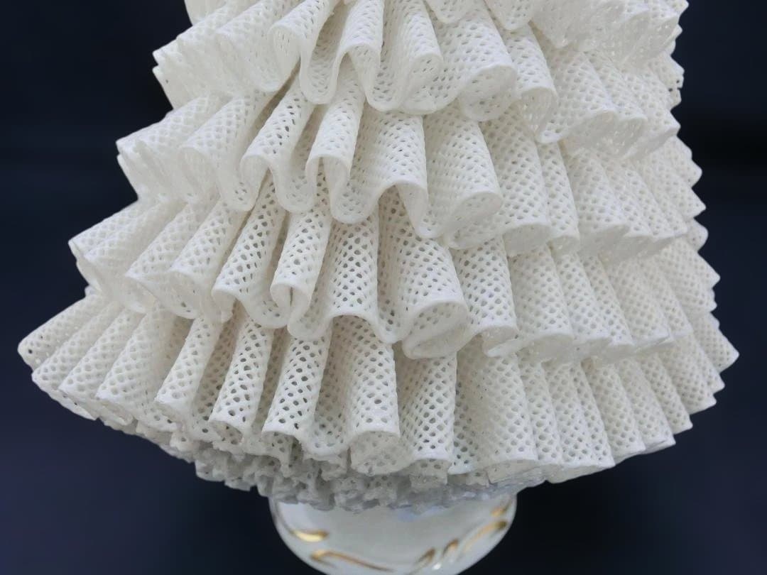 ジッツェンドルフィン』レース・フィギュリンH.24cm - メルカリ